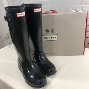 Hunter Black Boots Size 7